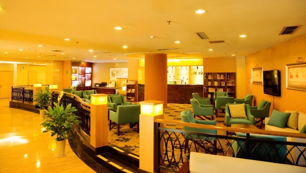 Qingdao Blue Horizon Hotel Laoshan Exterior photo